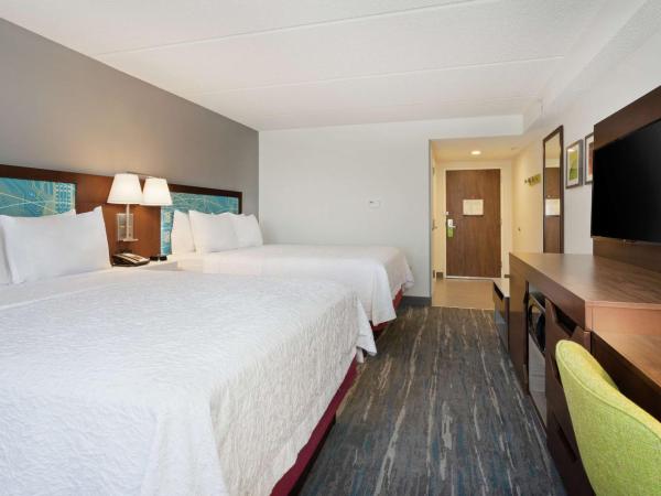 Hampton Inn & Suites Orlando International Drive North : photo 3 de la chambre chambre avec 2 grands lits queen-size 