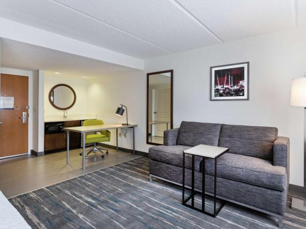 Hampton Inn & Suites Orlando International Drive North : photo 1 de la chambre suite studio lit king-size