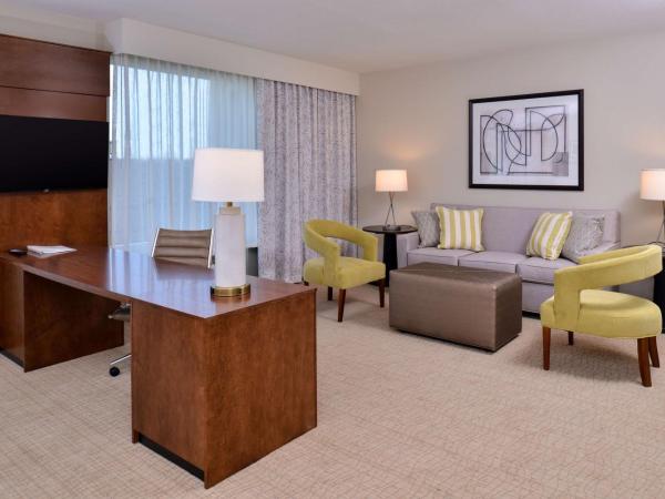 Hampton Inn & Suites Orlando/Downtown South - Medical Center : photo 4 de la chambre suite 2 lits queen-size - non-fumeurs
