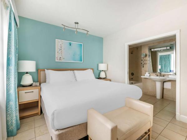 Hilton Vacation Club Crescent on South Beach Miami : photo 1 de la chambre suite 1 chambre lit king-size avec canapé-lit