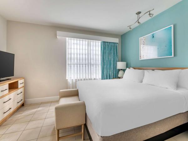 Hilton Vacation Club Crescent on South Beach Miami : photo 3 de la chambre suite 1 chambre lit king-size avec canapé-lit