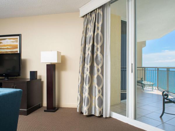 DoubleTree by Hilton Ocean Point Resort - North Miami Beach : photo 1 de la chambre suite 1 chambre - vue partielle sur océan - non-fumeurs