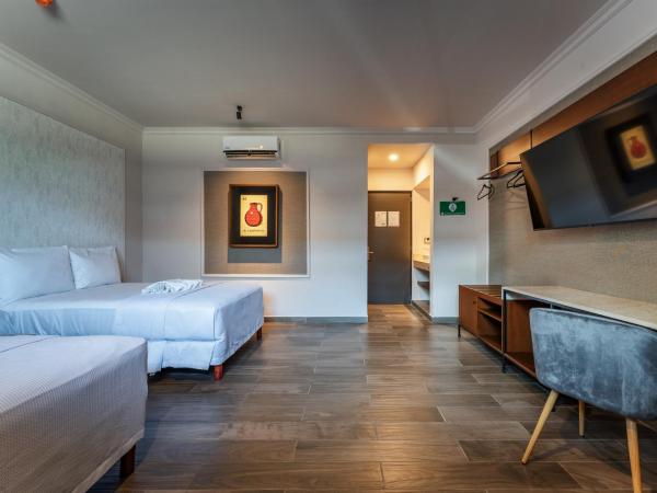 Hotel MID Project : photo 5 de la chambre chambre double