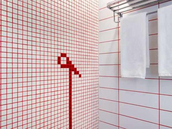 Radisson RED Dubai Silicon Oasis : photo 5 de la chambre appartement 1 chambre