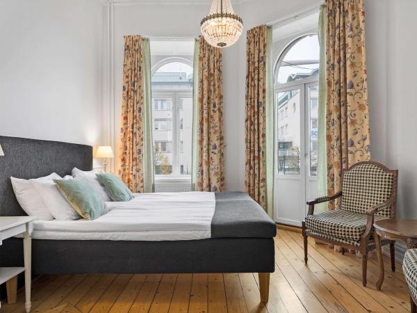 Hotell Linnéa - Helsingborg : photo 1 de la chambre chambre double avec balcon