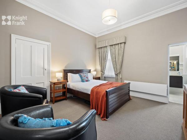 Clydesdale Manor : photo 1 de la chambre suite lit queen-size - 3