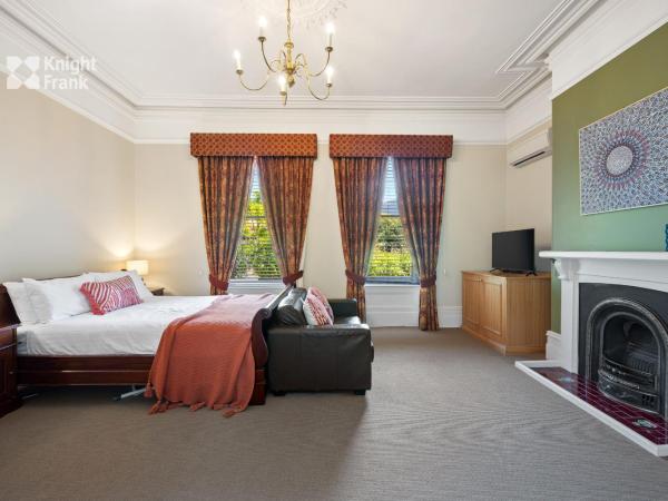 Clydesdale Manor : photo 3 de la chambre suite lit queen-size - 2