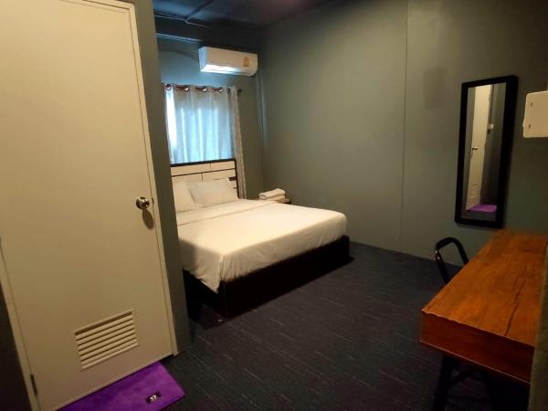 Jurockotel : photo 1 de la chambre chambre double avec salle de bains privative