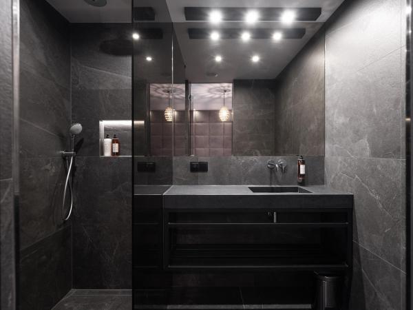 Art Suites Boutique Hotel - Krakow Center : photo 3 de la chambre apartment grand suite with jacuzzi
