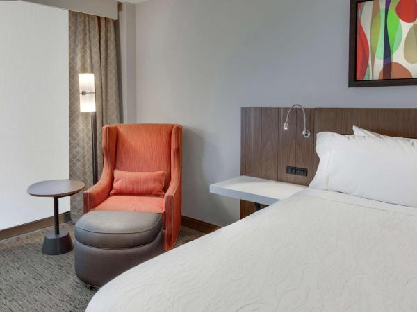 Hilton Garden Inn Oklahoma City Airport : photo 3 de la chambre chambre lit king-size