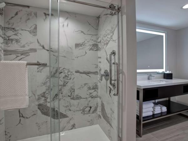 Embassy Suites By Hilton Oklahoma City Northwest : photo 5 de la chambre suite 2 chambres lit queen-size avec 2 lits queen-size