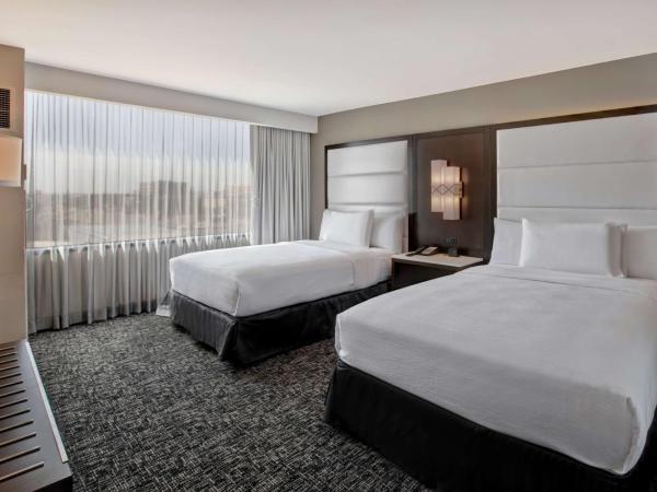 Embassy Suites By Hilton Oklahoma City Northwest : photo 2 de la chambre suite with mobility/hearing access - non-smoking