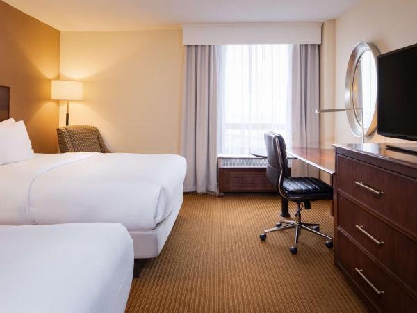 DoubleTree by Hilton Philadelphia Airport : photo 1 de la chambre chambre double avec 2 lits doubles