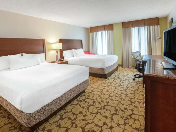 Hilton Garden Inn Pittsburgh University Place : photo 1 de la chambre chambre avec 2 grands lits queen-size