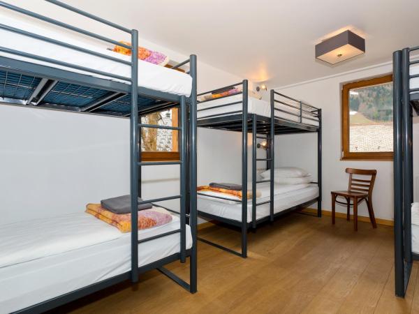 Hideout Hostel : photo 2 de la chambre lit dans dortoir mixte de 6 lits