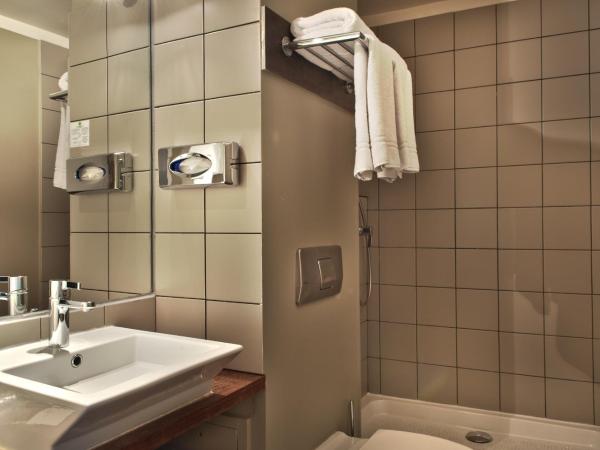 Hôtel de Sèvres : photo 3 de la chambre chambre double classique