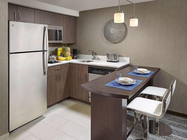 Homewood Suites by Hilton San Diego Downtown/Bayside : photo 2 de la chambre essential king studio suite 