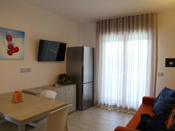 Villaggio Mare Blu : photo 7 de la chambre suite familiale