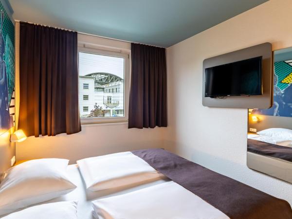 B&B Hotel Hannover-Lahe : photo 5 de la chambre chambre double
