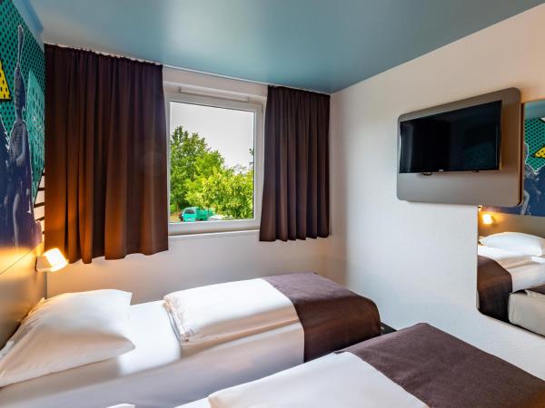 B&B Hotel Hannover-Lahe : photo 6 de la chambre chambre lits jumeaux