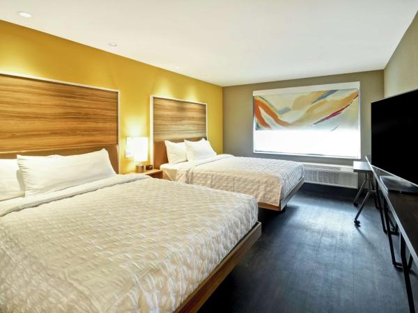 Tru By Hilton Louisville Airport : photo 1 de la chambre chambre avec 2 grands lits queen-size 