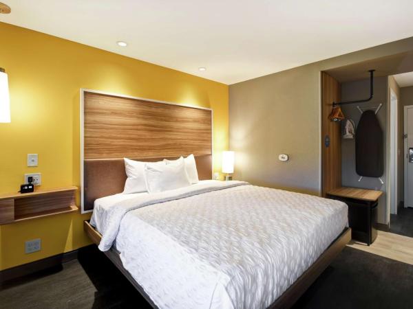 Tru By Hilton Louisville Airport : photo 4 de la chambre chambre lit king-size
