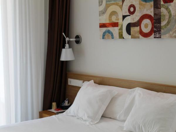 Pensión Garibai : photo 3 de la chambre chambre simple intérieure avec terrasse