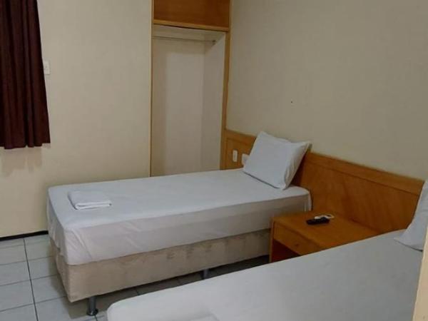 Hotel Praia 2000 : photo 5 de la chambre chambre lits jumeaux standard