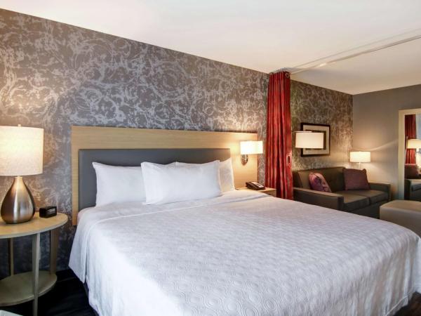 Home2 Suites By Hilton Edmonton South : photo 3 de la chambre suite studio lit king-size - non-fumeurs