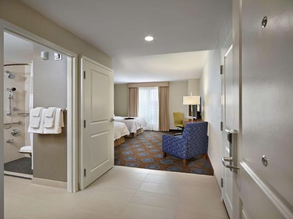 Hampton Inn by Hilton Halifax Downtown : photo 2 de la chambre chambre avec 2 lits queen-size - adaptée aux personnes malentendantes - non-fumeurs