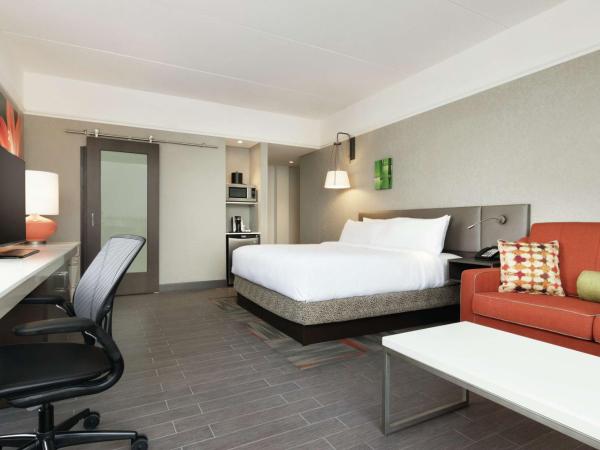 Hilton Garden Inn Calgary Downtown : photo 4 de la chambre suite d'angle king