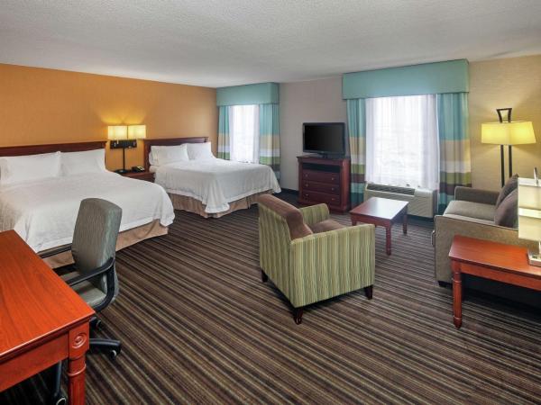 Hampton Inn & Suites by Hilton Toronto Airport : photo 2 de la chambre suite avec 2 lits queen-size - non-fumeurs