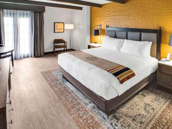 Estancia del Norte San Antonio, A Tapestry Hotel by Hilton : photo 1 de la chambre chambre lit king-size