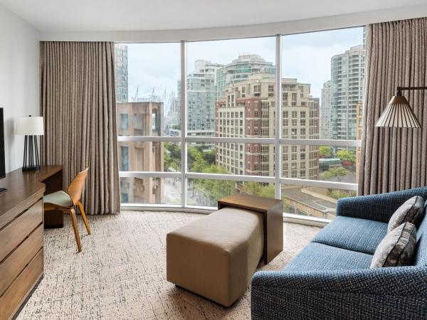 Hilton Vancouver Downtown, BC, Canada : photo 3 de la chambre two-room deluxe king suite