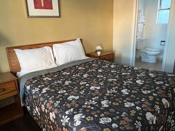 Marco Polo Motel : photo 5 de la chambre chambre standard lit queen-size