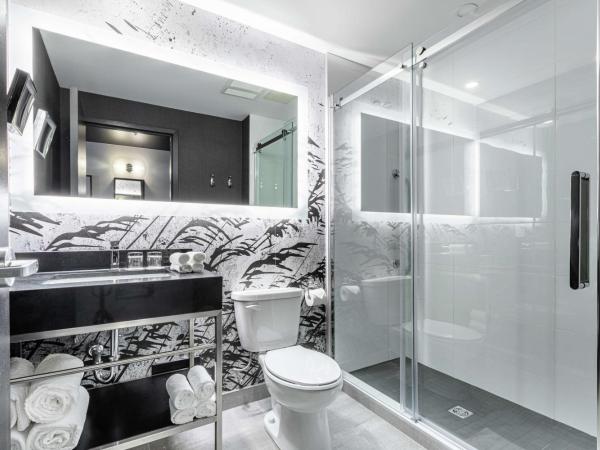 DoubleTree by Hilton Quebec Resort : photo 4 de la chambre chambre avec 2 grands lits queen-size 