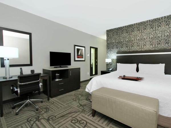 Hampton Inn & Suites Columbus/University Area : photo 5 de la chambre chambre lit king-size - non-fumeurs