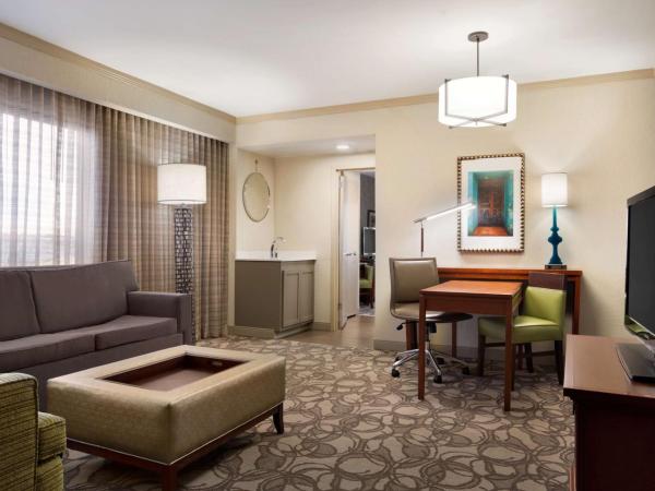 Embassy Suites San Antonio Airport : photo 4 de la chambre suite avec 2 lits doubles - non-fumeurs