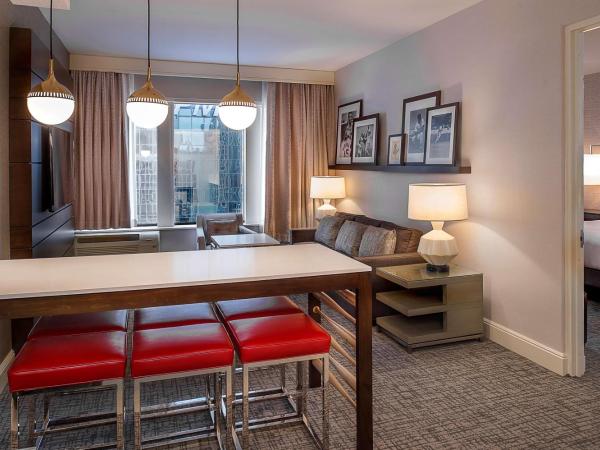 Hilton St. Louis at the Ballpark : photo 1 de la chambre suite 1 chambre lit king-size