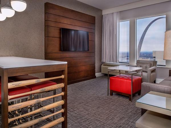 Hilton St. Louis at the Ballpark : photo 3 de la chambre suite 1 chambre lit king-size