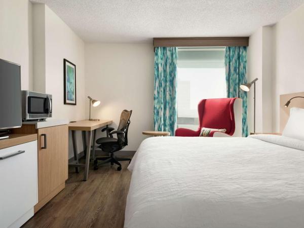 Hilton Garden Inn Saskatoon Downtown : photo 4 de la chambre chambre lit king-size