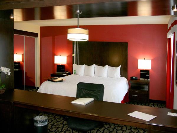 Hampton Inn & Suites Salt Lake City-University/Foothill Drive : photo 1 de la chambre suite studio lit king-size - accessible aux personnes à mobilité réduite - non-fumeurs
