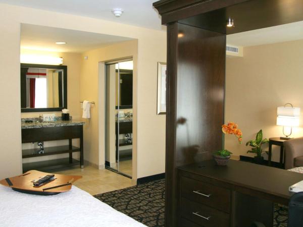 Hampton Inn & Suites Salt Lake City-University/Foothill Drive : photo 4 de la chambre suite lit king-size - adaptée aux personnes malentendantes - non-fumeurs