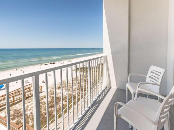 Hampton Inn & Suites Panama City Beach-Beachfront : photo 3 de la chambre chambre avec 2 lits queen-size et balcon - vue sur golfe - non-fumeurs
