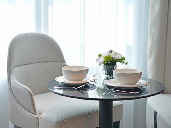 Centre Point Sukhumvit 10 : photo 4 de la chambre hébergement deluxe greenery (nouvelle aile)