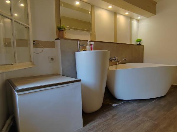 Palais des Rois d'Aragon : photo 9 de la chambre chambre double standard