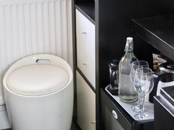 Brighton Inn Boutique Guest Accommodation : photo 4 de la chambre petite chambre double