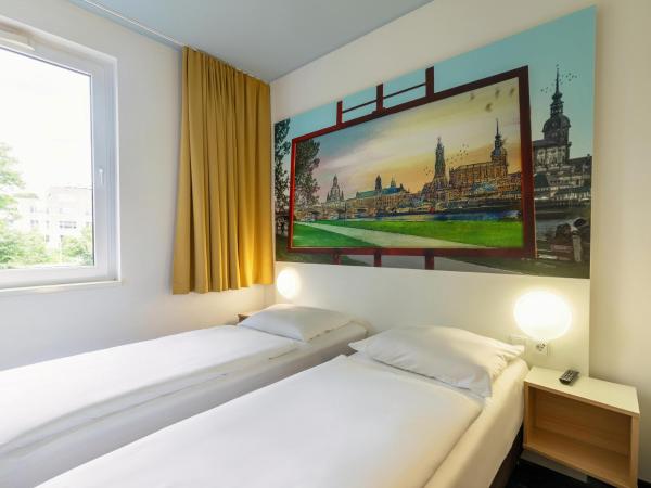 B&B Hotel Dresden : photo 4 de la chambre chambre triple