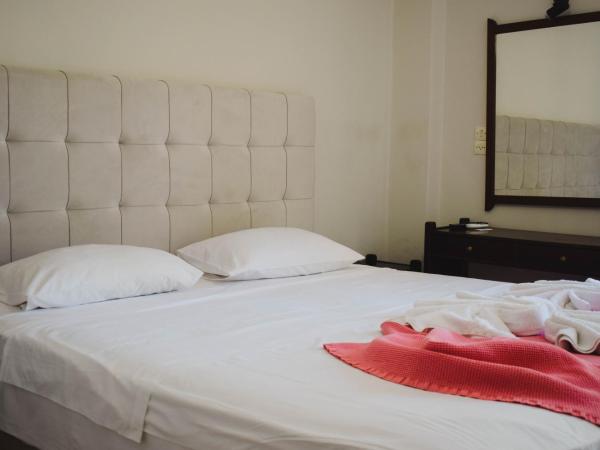 City Center Hotel : photo 4 de la chambre chambre double ou lits jumeaux