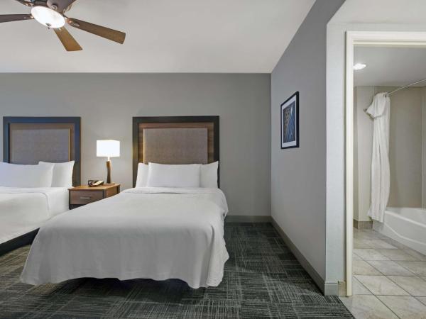 Homewood Suites Charlotte Ayrsley : photo 1 de la chambre suite premium 1 chambre avec 2 lits queen-size - non-fumeurs